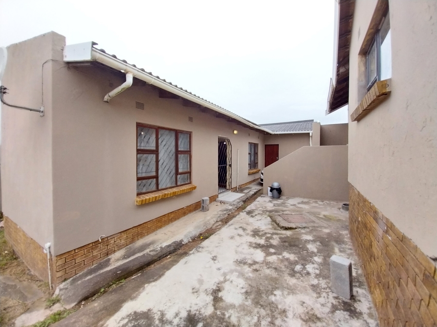 To Let 3 Bedroom Property for Rent in Southernwood Eastern Cape